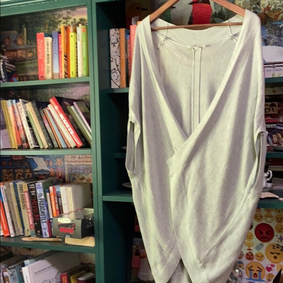 Lightweight shrug - Picture 3 of 5